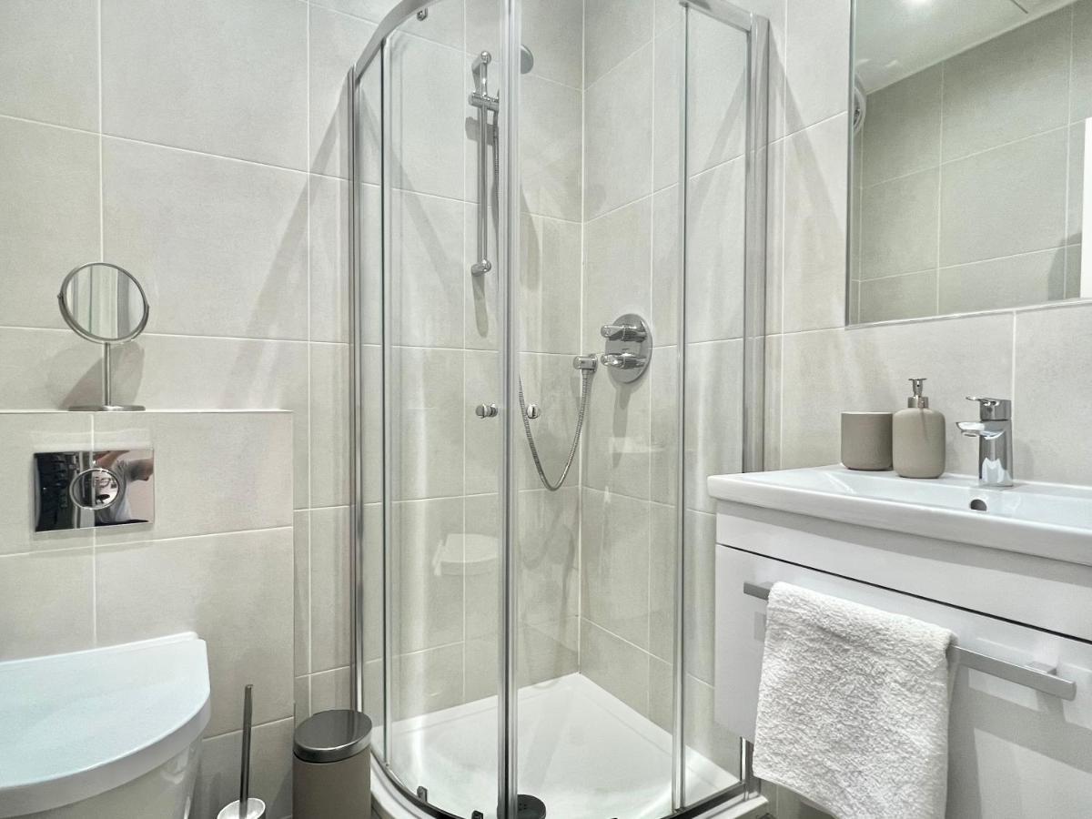 2 Bedroom Apartment In South Hampstead Londres Extérieur photo