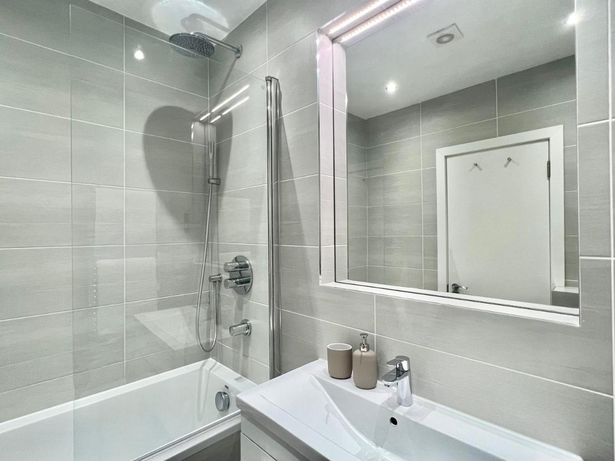 2 Bedroom Apartment In South Hampstead Londres Extérieur photo