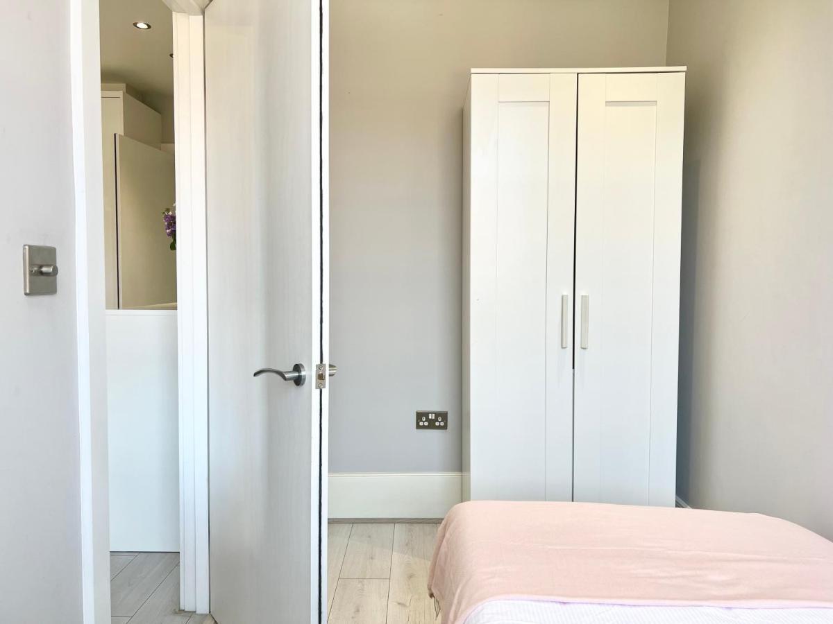 2 Bedroom Apartment In South Hampstead Londres Extérieur photo