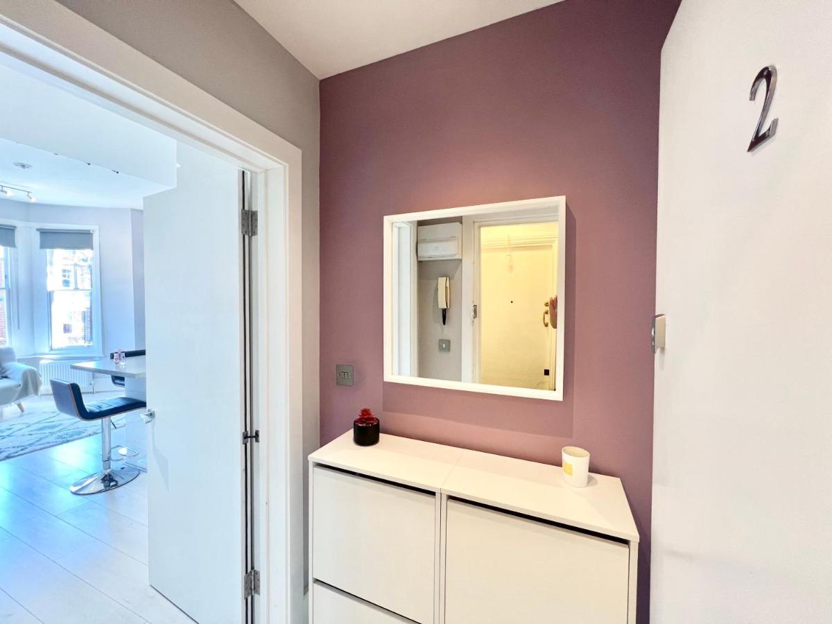 2 Bedroom Apartment In South Hampstead Londres Extérieur photo